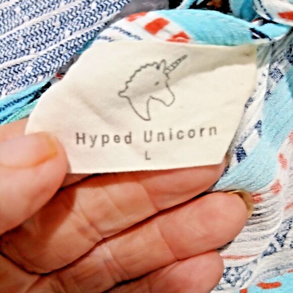 Hyped Unicorn Large Boho Artsy Mini Dress, Chic Layered V-Neck with 3/4 Sleeve - Picture 10 of 11